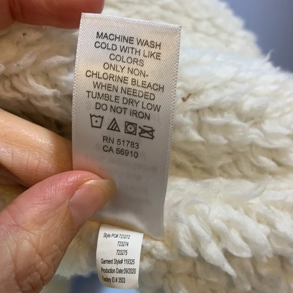 Maurice’s wool blend sherpa lined green tartan plaid fuzzy soft warm vest cinch - Picture 9 of 12